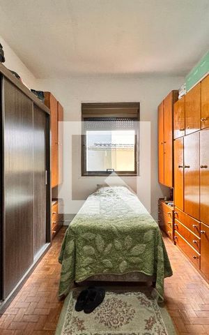 Casa à venda com 247m², 3 quartos e 4 vagas Casa à venda com 247m², 3 quartos e 4 vagasQuarto 3