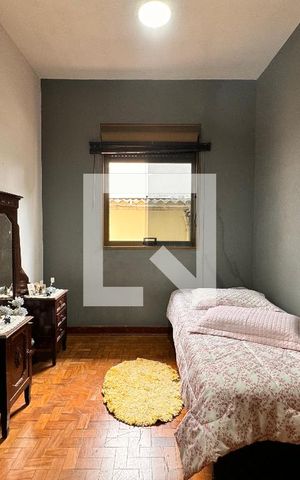 Casa à venda com 247m², 3 quartos e 4 vagas Casa à venda com 247m², 3 quartos e 4 vagasQuarto 2