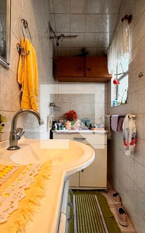 Casa à venda com 247m², 3 quartos e 4 vagas Casa à venda com 247m², 3 quartos e 4 vagasLavabo