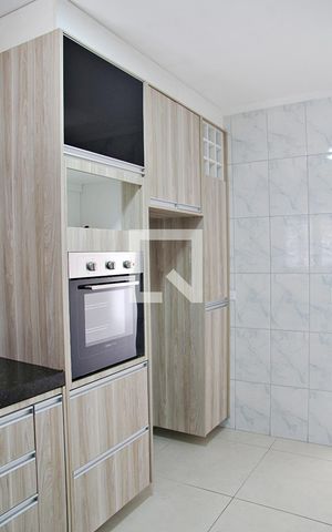 Casa para alugar com 80m², 2 quartos e 2 vagasCozinha