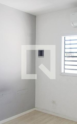 Casa para alugar com 80m², 2 quartos e 2 vagasQuarto 02