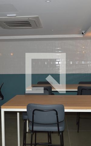 Studio à venda com 25m², 1 quarto e sem vagaCo Working