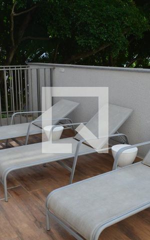 Studio à venda com 25m², 1 quarto e sem vagaPiscina