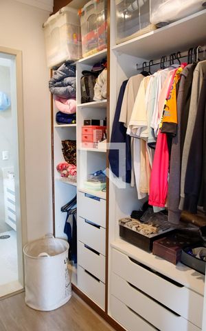 Casa à venda com 166m², 3 quartos e 3 vagasCloset da suíte 3