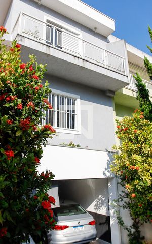 Casa à venda com 166m², 3 quartos e 3 vagasfrente