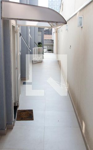 Casa à venda com 166m², 3 quartos e 3 vagasCorredor