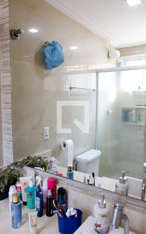 Casa à venda com 166m², 3 quartos e 3 vagasBanheiro da Suíte 3
