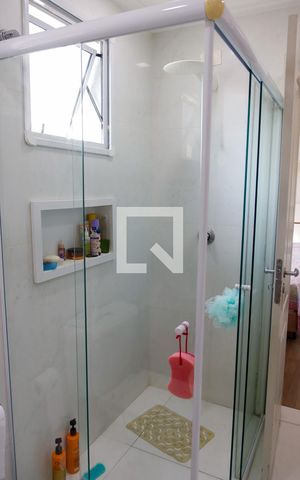 Casa à venda com 166m², 3 quartos e 3 vagasBanheiro