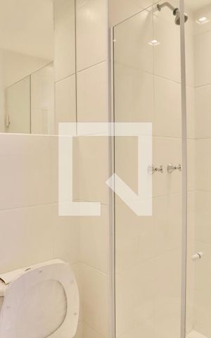Apartamento à venda com 37m², 2 quartos e sem vaga Apartamento à venda com 37m², 2 quartos e sem vagaBanheiro