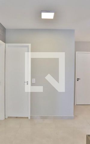 Apartamento à venda com 37m², 2 quartos e sem vaga Apartamento à venda com 37m², 2 quartos e sem vagaSala