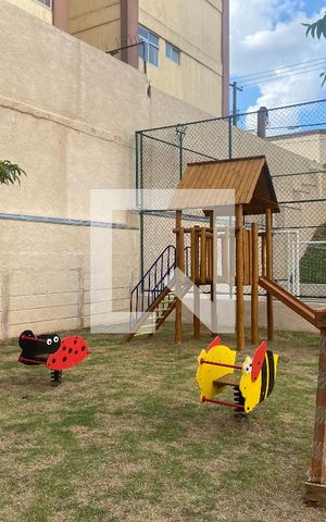 Apartamento à venda com 37m², 2 quartos e sem vaga Apartamento à venda com 37m², 2 quartos e sem vagaPlayground