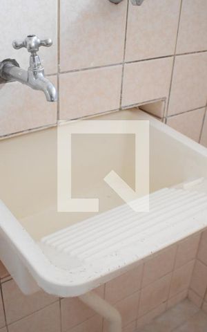 Apartamento para alugar com 40m², 2 quartos e 1 vagaÁrea de Serviço