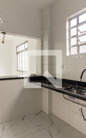 Apartamento à venda com 42m², 1 quarto e sem vaga Apartamento à venda com 42m², 1 quarto e sem vagaCozinha