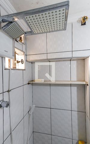 Casa à venda com 160m², 4 quartos e 2 vagasBanheiro