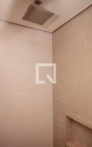 Apartamento à venda com 165m², 3 quartos e 1 vaga Apartamento à venda com 165m², 3 quartos e 1 vagaBanheiro