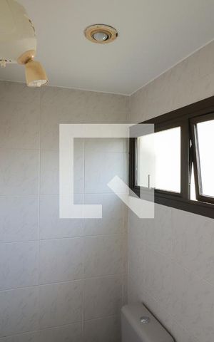 Apartamento à venda com 450m², 4 quartos e 5 vagasBanheiro da Piscina