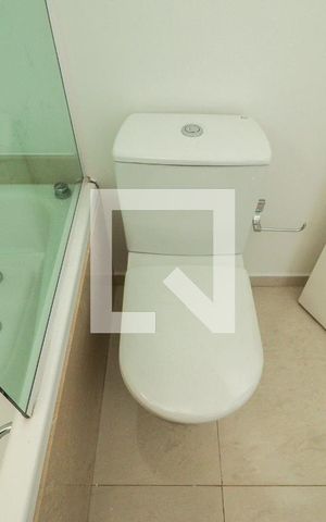 Apartamento à venda com 450m², 4 quartos e 5 vagasBanheiro da Suíte 2