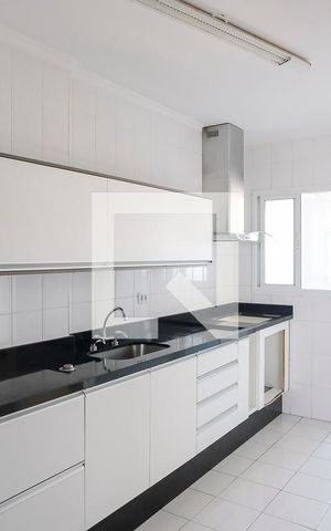 Apartamento para alugar com 92m², 3 quartos e 2 vagasCozinha