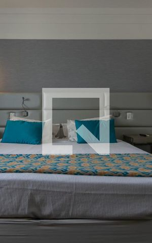 Studio à venda com 27m², 1 quarto e 1 vaga Studio à venda com 27m², 1 quarto e 1 vagaStudio