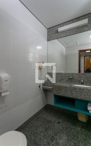 Studio à venda com 27m², 1 quarto e 1 vaga Studio à venda com 27m², 1 quarto e 1 vagaStudio