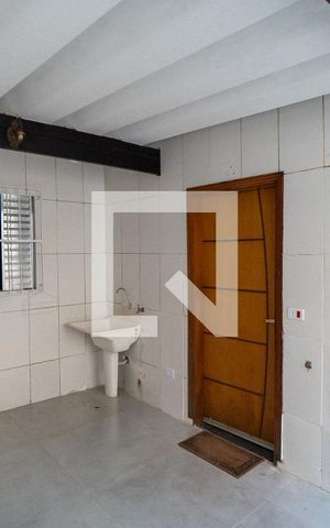 Casa para alugar com 100m², 2 quartos e 2 vagas Casa para alugar com 100m², 2 quartos e 2 vagasLavanderia