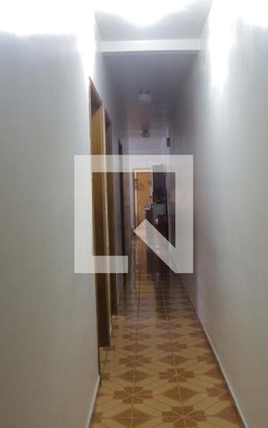 Casa à venda com 115m², 2 quartos e 1 vagaCorredor