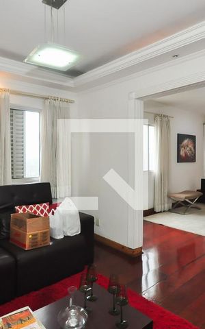 Apartamento à venda com 180m², 3 quartos e 3 vagas Apartamento à venda com 180m², 3 quartos e 3 vagasSala de Tv