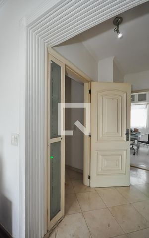Apartamento à venda com 180m², 3 quartos e 3 vagas Apartamento à venda com 180m², 3 quartos e 3 vagasHall de Entrada