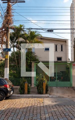 Casa à venda com 222m², 3 quartos e 2 vagasFachada Frontal