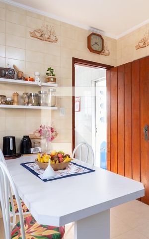 Casa à venda com 222m², 3 quartos e 2 vagasCozinha