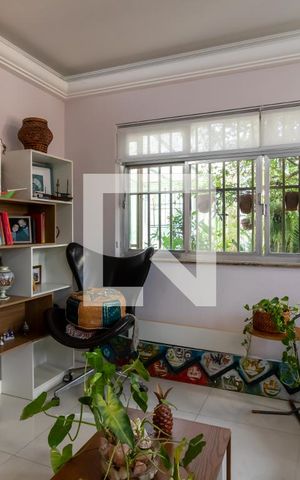 Casa à venda com 222m², 3 quartos e 2 vagasSala de Estar