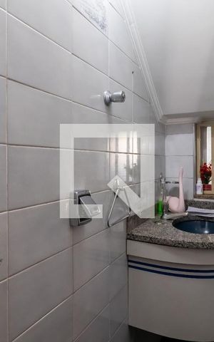 Casa à venda com 222m², 3 quartos e 2 vagasLavabo