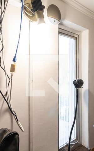 Casa à venda com 222m², 3 quartos e 2 vagasEscritório