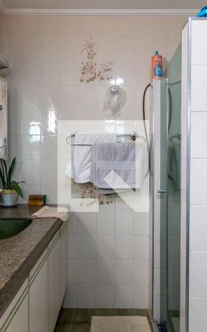 Casa à venda com 222m², 3 quartos e 2 vagasBanheiro da Suíte 2