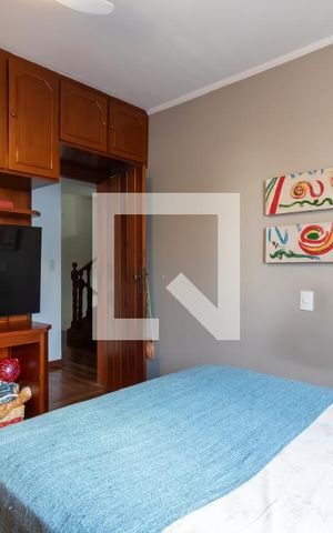 Casa à venda com 222m², 3 quartos e 2 vagasSuíte 2