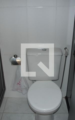 Apartamento para alugar com 80m², 2 quartos e 2 vagasBanheiro