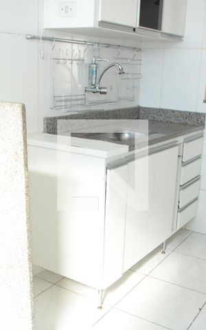 Apartamento para alugar com 80m², 2 quartos e 2 vagasCozinha/Área de Serviço