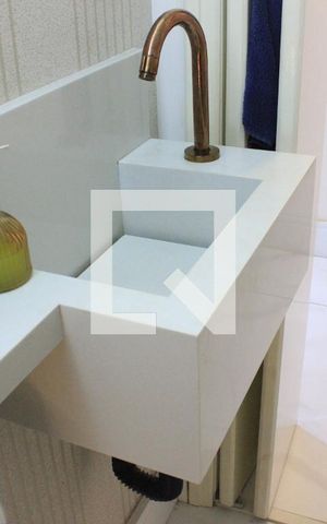 Casa à venda com 200m², 3 quartos e 2 vagasLavabo