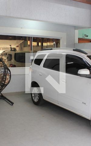 Casa à venda com 200m², 3 quartos e 2 vagasGaragem