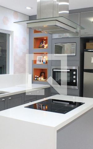 Casa à venda com 200m², 3 quartos e 2 vagasCozinha