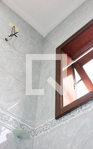 Casa à venda com 200m², 3 quartos e 2 vagasBanheiro 1
