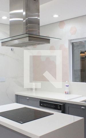Casa à venda com 200m², 3 quartos e 2 vagasCozinha