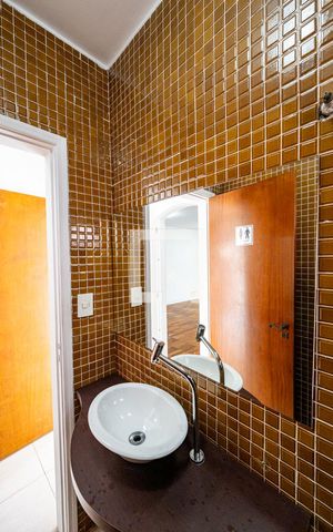 Casa à venda com 140m², 3 quartos e 2 vagas Casa à venda com 140m², 3 quartos e 2 vagasLavabo