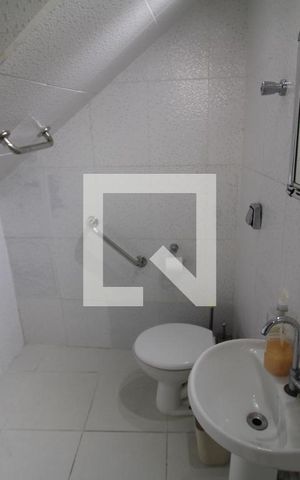 Casa à venda com 230m², 4 quartos e 3 vagasÁrea de Serviço - Banheiro