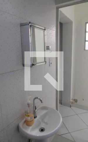 Casa à venda com 230m², 4 quartos e 3 vagasÁrea de Serviço - Banheiro
