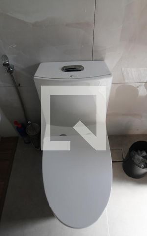 Casa à venda com 230m², 4 quartos e 3 vagasBanheiro 2