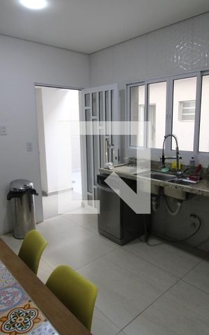 Casa à venda com 230m², 4 quartos e 3 vagasCozinha