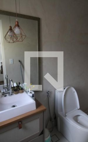 Casa à venda com 230m², 4 quartos e 3 vagasQuarto 3 - Banheiro