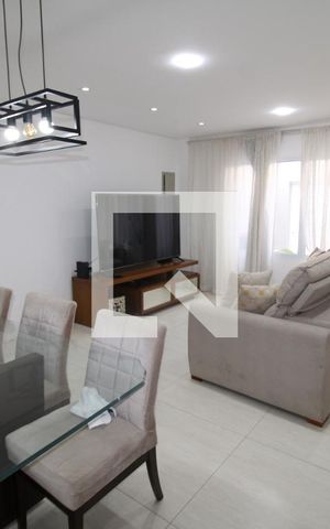Casa à venda com 230m², 4 quartos e 3 vagasSala