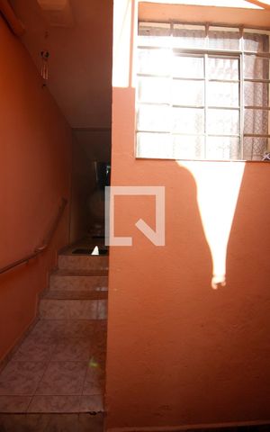 Casa à venda com 193m², 5 quartos e 2 vagas Casa à venda com 193m², 5 quartos e 2 vagasCasa 3